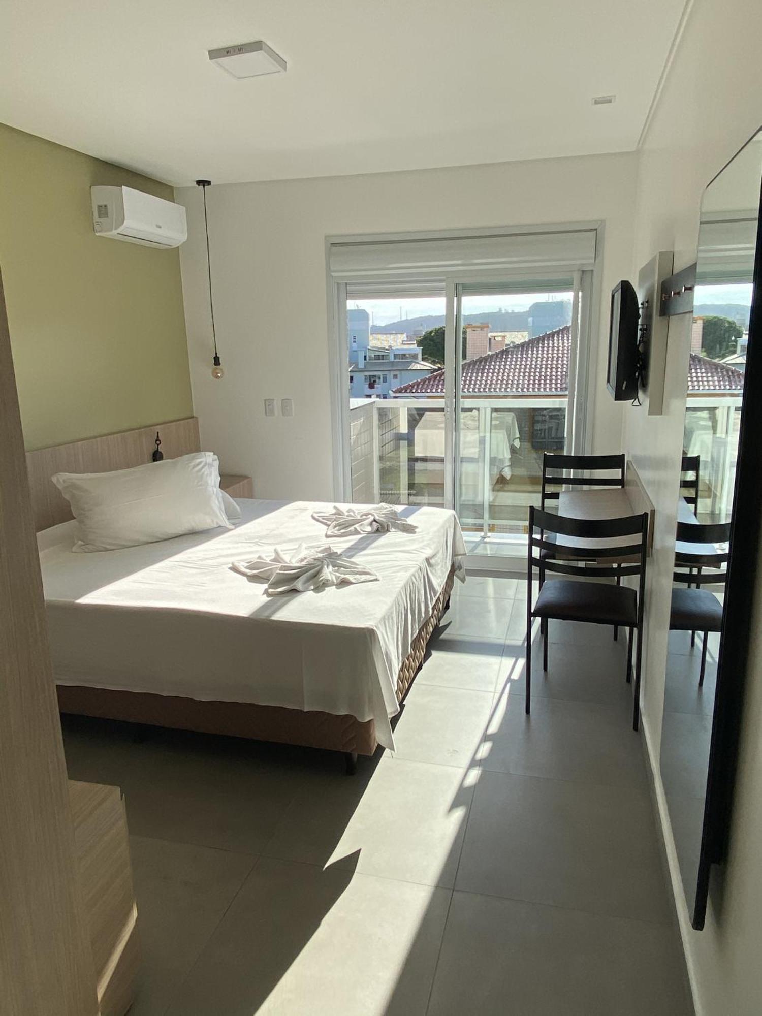 Hotel & Pousada Favareto Florianópolis الغرفة الصورة